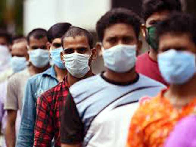 people wearing mask to avoid coronavirus