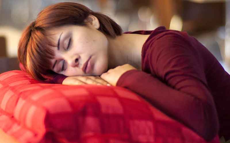 Short naps don’t relieve sleep deprivation, finds study