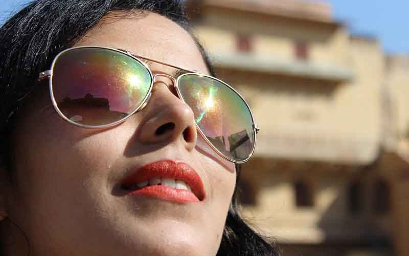 What you need to know before buying UV protected sunglasses, check here