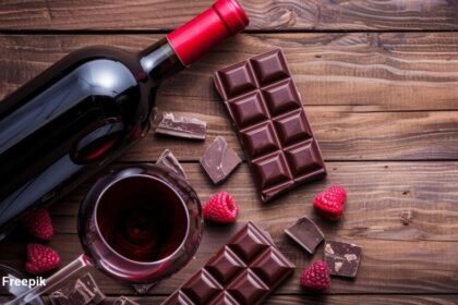 alt="red wine and dark chocolate"