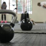 alt="kettlebell exercise"