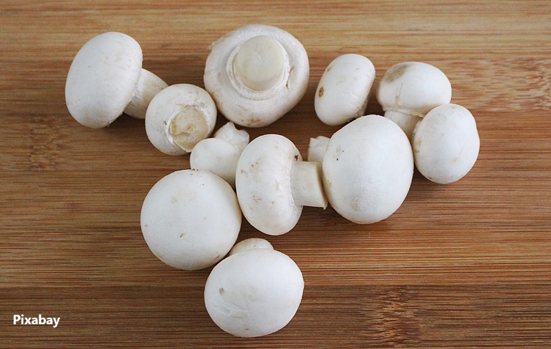 alt="anti-cancer white button mushrooms"