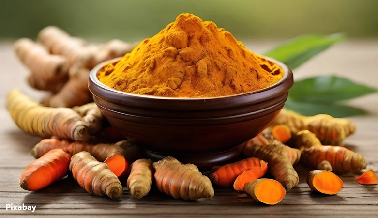 alt="Turmeric curcumin may heal muscle inflammation"