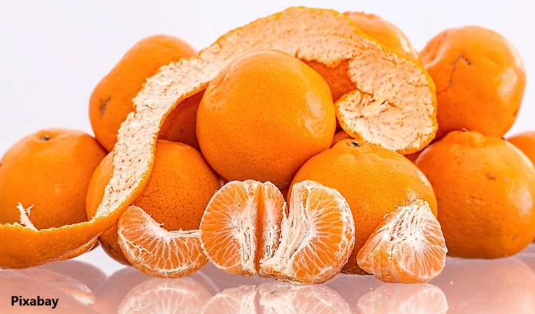 alt="oranges"